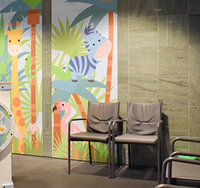 IKC speelhoek met safari jungle thema bij medisch centrum Zuyderland Ziekenhuis